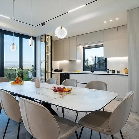 Modern Masterpiece With Sea And Views ! Gæstehus *